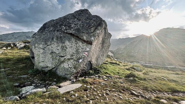 Gotthard Pass Bouldering