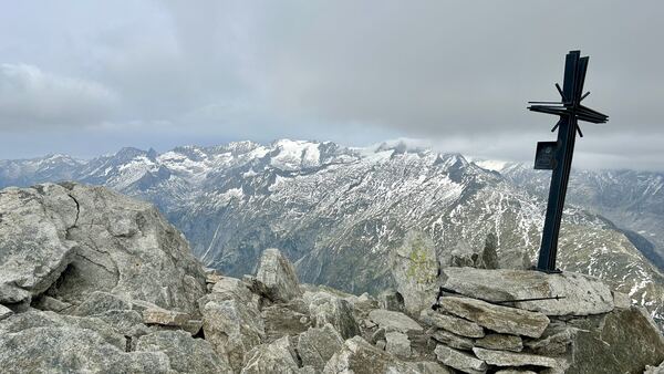 Gross Sidelhorn - Grimsel Pass