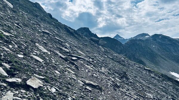 Tällistock - Furka Pass round hike