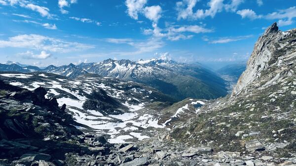Tällistock - Furka Pass round hike