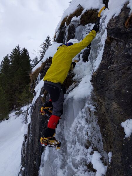 Urnerboden - Looking for Ice, Climbing Mixed